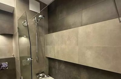 Langzeitmiete: 2-Zimmer-Wohnung mit 48 m² in Dębniki, Krakau, Polen