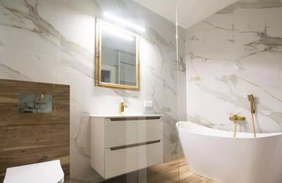 Alquiler a largo plazo de piso de 3 habitaciones 77 m², distrito Praga-Północ, Varsovia, Polonia