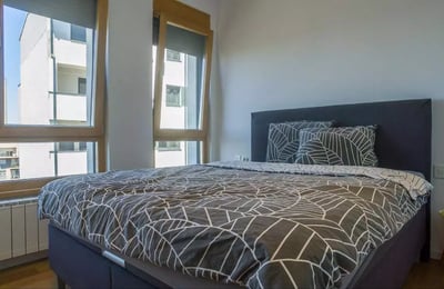 Location longue durée appartement 2 pièces 36 m², quartier Zvezdara, Belgrade, Serbie