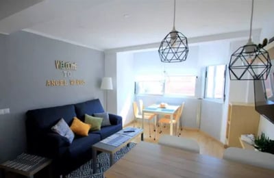 Langzeitmiete Wohnung mit 3 Schlafzimmern 100 m², Alicante, Spanien