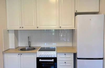 Langzeitmiete 2-Zimmer-Wohnung 43 m² mit Donau-Blick, Zentrum, Belgrad, Serbien