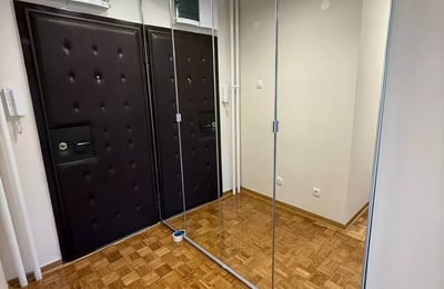 Langzeitmiete 2-Zimmer-Wohnung 43 m² mit Donau-Blick, Zentrum, Belgrad, Serbien