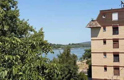 Langzeitmiete 2-Zimmer-Wohnung 43 m² mit Donau-Blick, Zentrum, Belgrad, Serbien