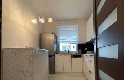 Location longue durée appartement 2 pièces 46 m², Olimpia Port, Wrocław, Pologne