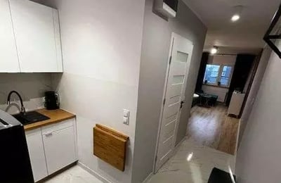 Location longue durée appartement 1 pièce 25 m², Wrocław, Pologne
