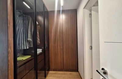 Langzeitmiete 4-Zimmer-Wohnung 105 m² im Stadtteil Neu-Belgrad, Belgrad, Serbien