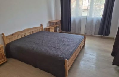 Langzeitmiete 3-Zimmer-Wohnung, Kolhozen-Pazar-Viertel, Varna, Bulgarien