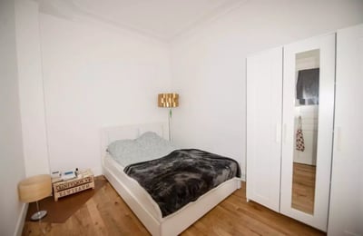 Долгосрочная аренда квартиры 2-комнатной, 30 м², район 18-й округ, Париж, Франция