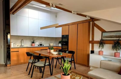 Long-term rental of a 3-room apartment, 69 m², Kraków, Poland