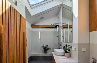 Long-term rental of a 3-room apartment, 69 m², Kraków, Poland