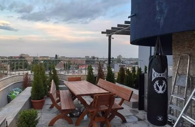 Langzeitmiete einer 3-Zimmer-Wohnung, 100 m², Constanța, Rumänien