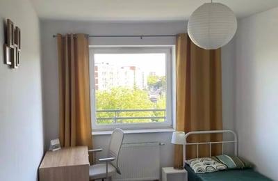 Long-term rental of a 2-room apartment, 48 m², in the Krowodrza district, Krakow, Poland