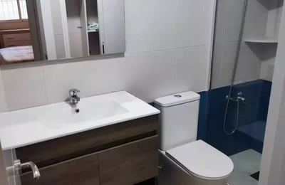 Langzeitmiete einer Wohnung mit 2 Schlafzimmern 65 m² in Torrevieja, Spanien