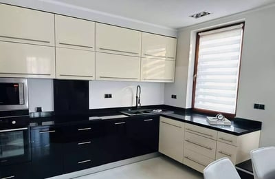 Long-term rental of a 3-room apartment 78 m² in Warsaw, Poland