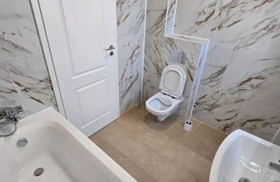 Alquiler a largo plazo de apartamento de 3 habitaciones 75 m² en Faleza Nord, Constanza, Rumanía