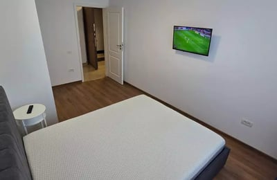 Alquiler a largo plazo de apartamento de 3 habitaciones 75 m² en Faleza Nord, Constanza, Rumanía