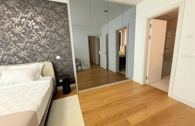 Alquiler a largo plazo de apartamento de 4 habitaciones 140 m², Vračar, Belgrado, Serbia