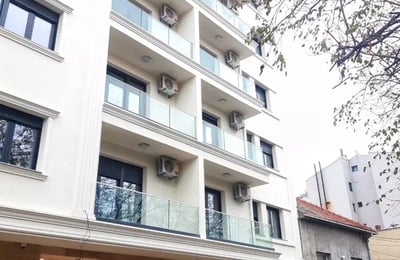 Alquiler a largo plazo de apartamento de 3 habitaciones 70 m² en Vračar, Belgrado, Serbia