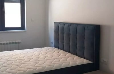 Alquiler a largo plazo de apartamento de 3 habitaciones 70 m² en Vračar, Belgrado, Serbia