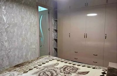 Alquiler a largo plazo de apartamento de 3 habitaciones 80 m², Batumi, Georgia