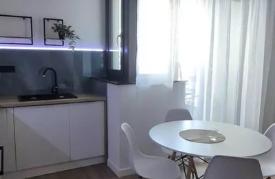 Location longue durée d’un studio de 45 m² à Constanța, Roumanie