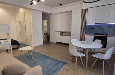 Location longue durée d’un studio de 45 m² à Constanța, Roumanie