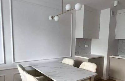 Location longue durée d’un appartement 3 pièces de 51 m² à Wola, Varsovie, Pologne