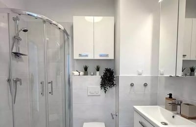 Location longue durée d’un appartement 2 pièces de 39 m² à Psie Pole, Wrocław, Pologne