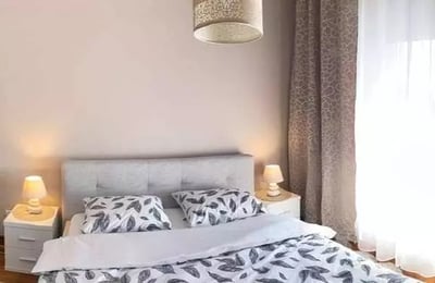 Langfristige Miete einer 2-Zimmer-Wohnung mit 45 m² in Krakau, Polen