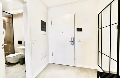 Location longue durée d’un appartement 2 pièces à Brașov, Roumanie