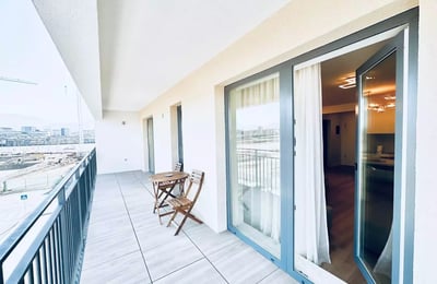 Location longue durée d’un appartement 2 pièces à Brașov, Roumanie