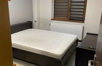 Langfristige Vermietung einer 52 m² großen 2-Zimmer-Wohnung in Tomis III, Constanța, Rumänien