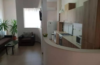 Langfristige Vermietung einer 100 m² großen Wohnung im Viertel Faleza Nord, Constanța, Rumänien