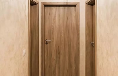 Location longue durée d’un appartement studio 2 pièces dans le quartier Tractorul, Brașov, Roumanie