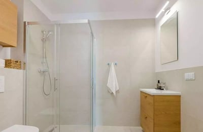 Alquiler a largo plazo de departamento de 2 habitaciones y 41 m² en Cracovia, Polonia