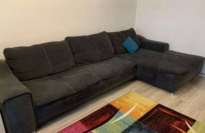 Alquiler a largo plazo de departamento de 2 ambientes 53 m², Constanza, Rumanía