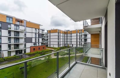 Location longue durée d’un appartement 2 pièces 44 m², Stare Miasto, Cracovie, Pologne