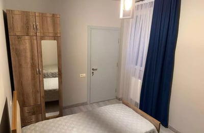 Alquiler a largo plazo de apartamento de 3 habitaciones 50 m², Batumi, Georgia