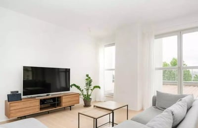 Long-term rent of a 4-room apartment 116 m² in Mokotów district, Warsaw, Poland