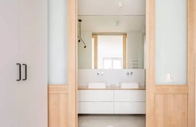 Long-term rent of a 4-room apartment 116 m² in Mokotów district, Warsaw, Poland