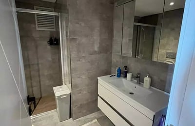 Long-term rent of a 2-room apartment in 4 Levent district, Istanbul, Turkey