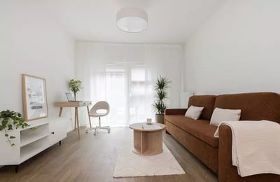 Langzeitmiete: 2-Zimmer-Wohnung 42 m² im Stadtteil Mokotów, Warschau, Polen