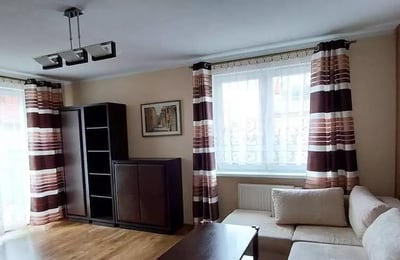 Location longue durée : appartement de 2 pièces, 52 m² dans le quartier Gaj, Wrocław, Pologne