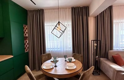 Langzeitmiete: Wohnung mit 2 Schlafzimmern 100 m² im Zentrum, Varna, Bulgarien