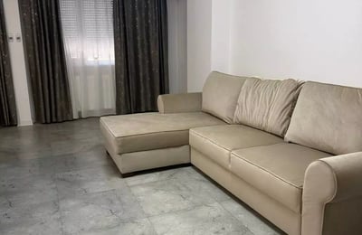 Long-term rental: 33 m² studio in Constanța, Romania
