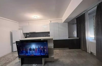 Long-term rental: 33 m² studio in Constanța, Romania