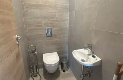 Alquiler a largo plazo: departamento de 2 dormitorios, Varna, Bulgaria