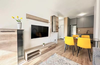 Location longue durée d’un appartement 2 pièces à Tractorul Coresi, Brașov, Roumanie