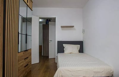 Long-term rent of 4-room apartment 118 m² in New Belgrade, Belgrade, Serbia