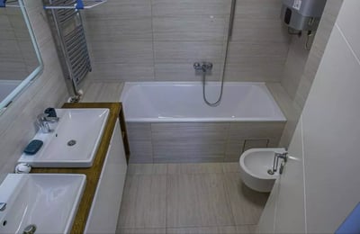 Long-term rent of 4-room apartment 118 m² in New Belgrade, Belgrade, Serbia